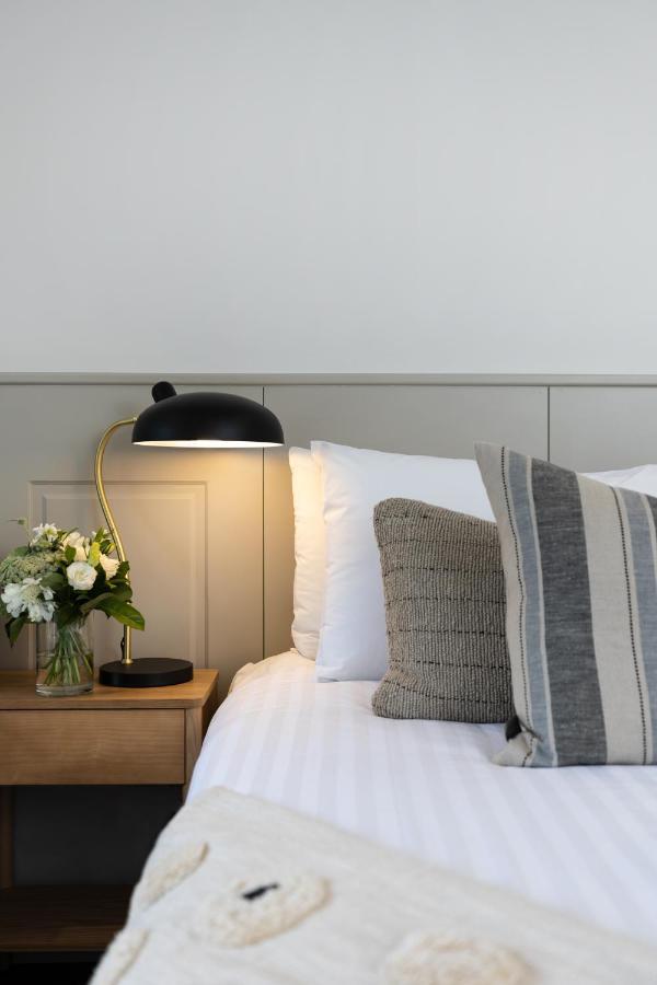 Clare Country Club Hotel Eksteriør billede